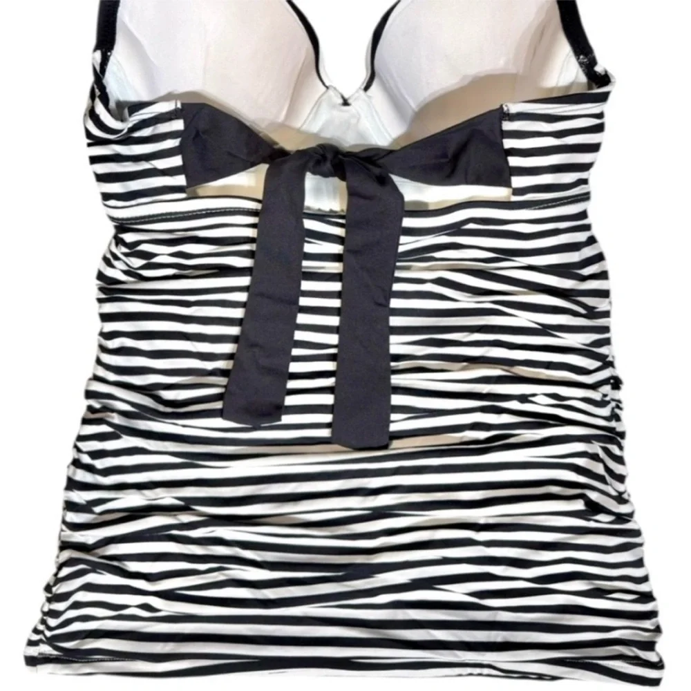 Tommy Bahama Littlestripe Underwire Halter Tankini, DD Cup
